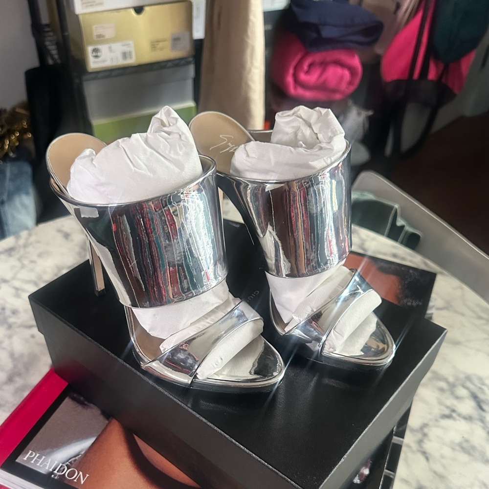 Giuseppe Zanotti Andrea Silver Women's Heels sz 9 / sz 39